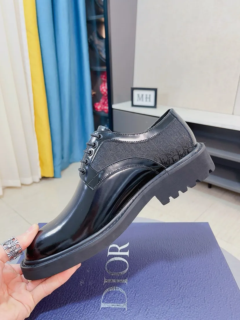 Men's shoes 💰560🌸🌸Water-dyed cow lining Original order quality Dior —🆘.Dior Original order purchase, high-end business leather shoes, fabric: Made of open-edge beaded cowhide imported from Italy➕Water-dyed cow lining/cowhide lining➕Specially available original outsole, fine workmanship, real thing^_^Photographed🎬size: 38-44 (45 custom-made)